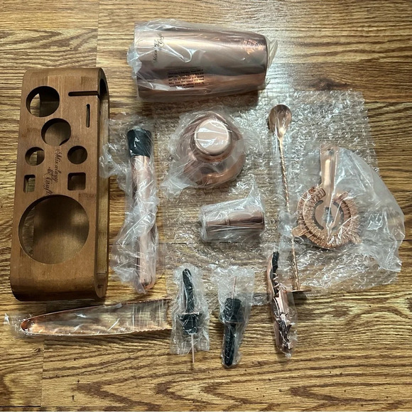 🆕 Mixology Bartender Kit: 10-Piece Bar Tool Set with Bamboo Stand (Copper) - Picture 8 of 10